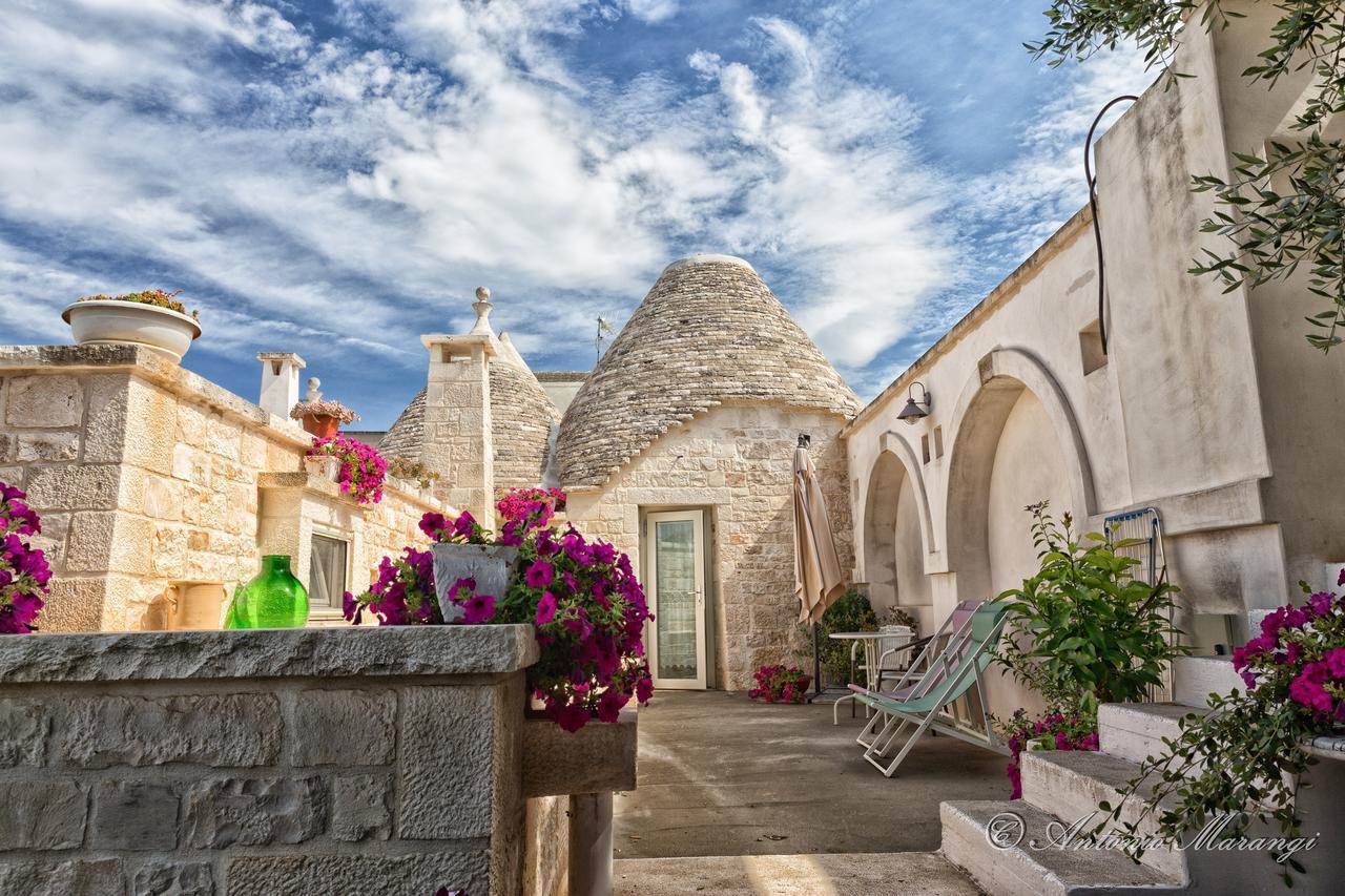 Trullo Particular Hotel Cisternino Esterno foto