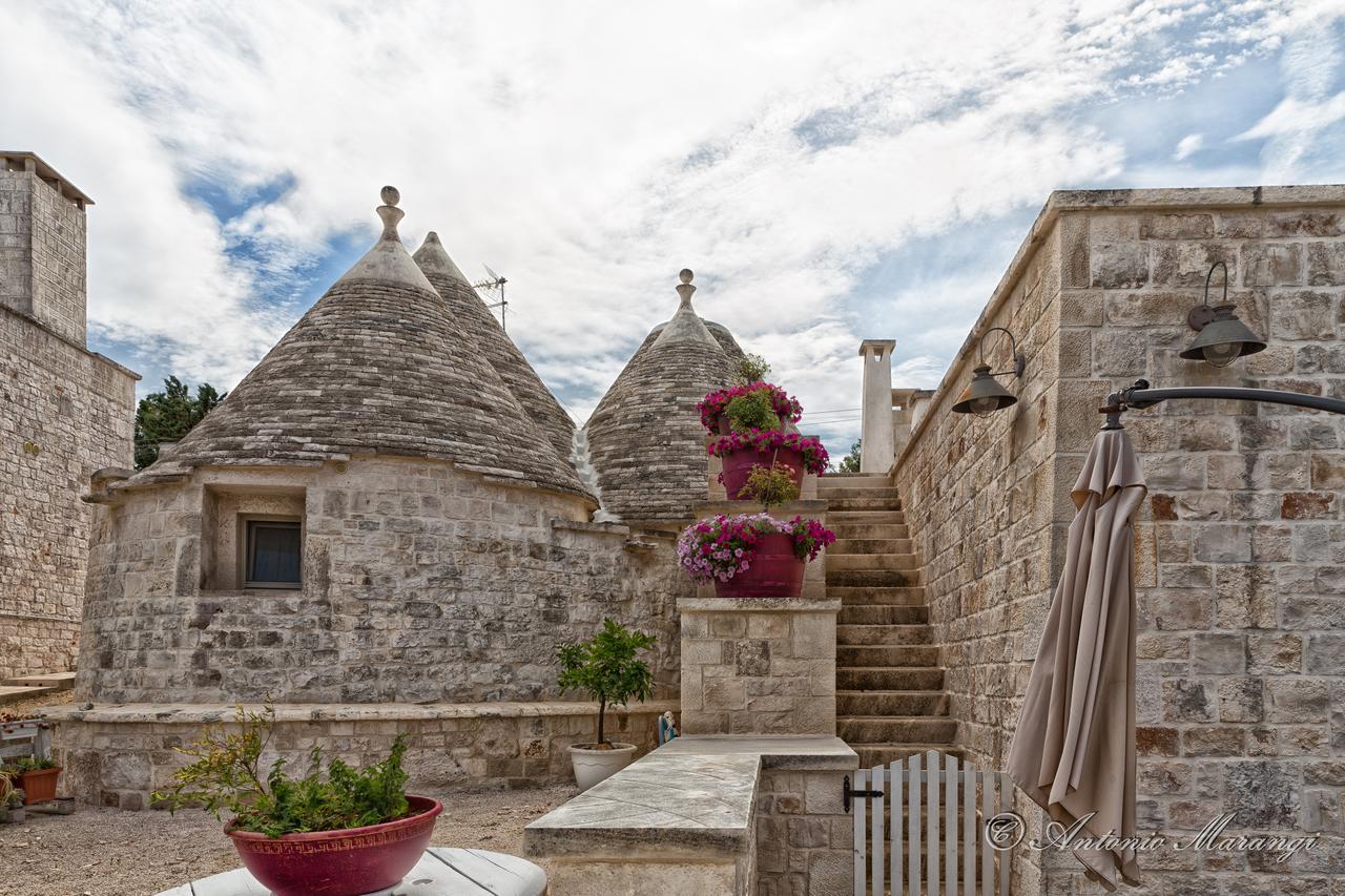 Trullo Particular Hotel Cisternino Esterno foto