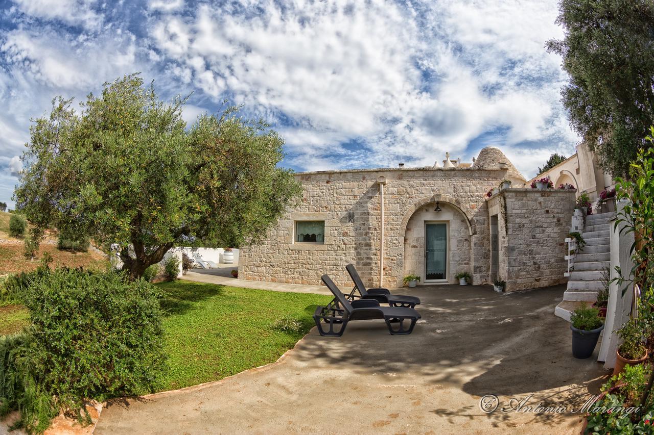 Trullo Particular Hotel Cisternino Esterno foto