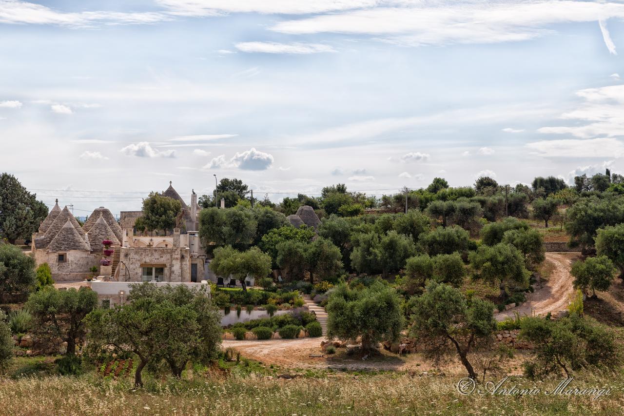 Trullo Particular Hotel Cisternino Esterno foto